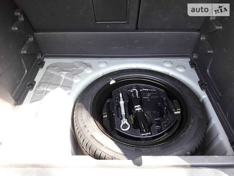 Позашляховик / Кросовер Peugeot 3008 2014 в Луцьку фото 36 Позашляховик / Кросовер Peugeot 3008 2014 в Луцьку