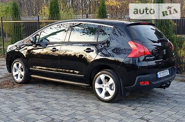 Позашляховик / Кросовер Peugeot 3008 2011 в Тернополі