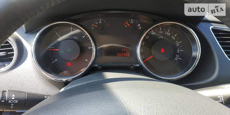 Хетчбек Peugeot 3008 2010 в Дубні фото 21 Хетчбек Peugeot 3008 2010 в Дубні