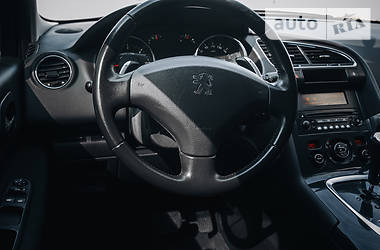 Позашляховик / Кросовер Peugeot 3008 2011 в 