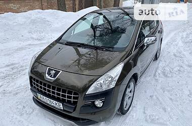 Седан Peugeot 3008 2010 в Киеве