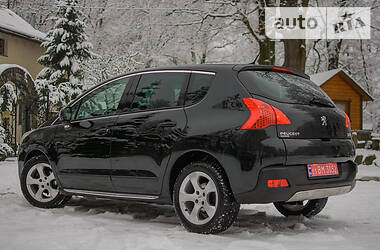 Позашляховик / Кросовер Peugeot 3008 2010 в Дрогобичі