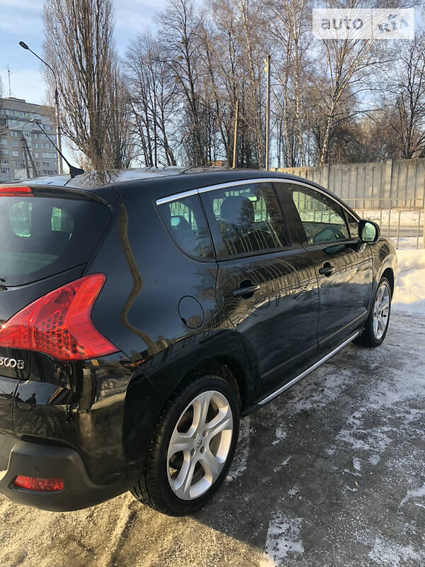 Внедорожник / Кроссовер Peugeot 3008 2010 в Сумах