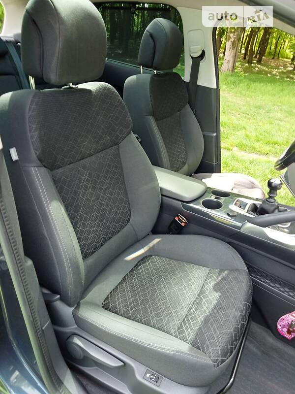 Універсал Peugeot 3008 2014 в Львові