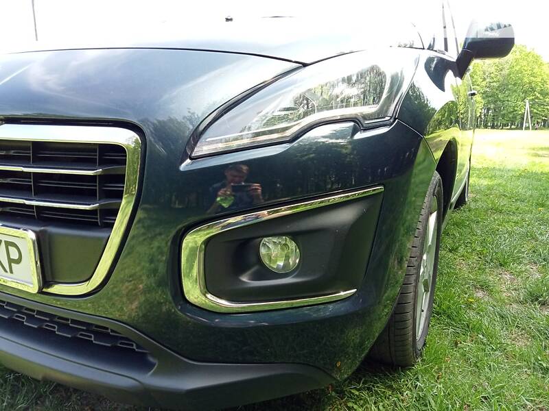 Універсал Peugeot 3008 2014 в Львові