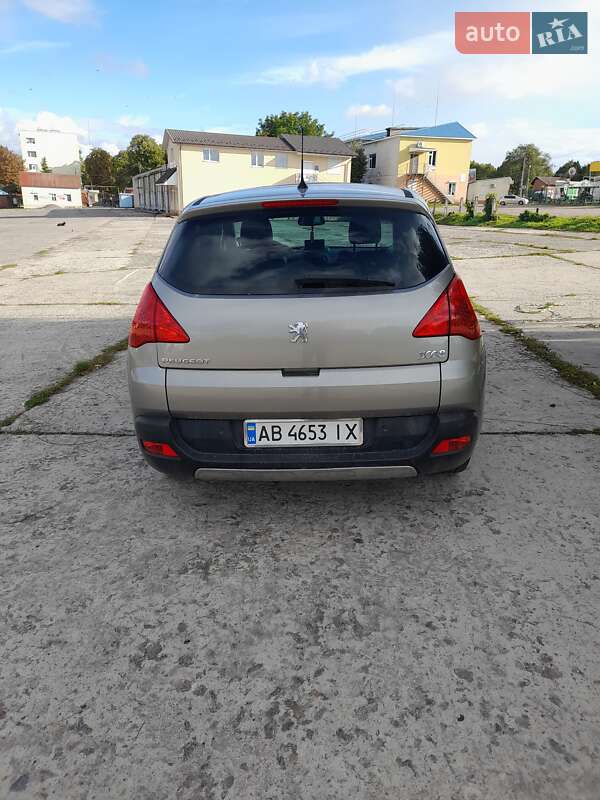 Позашляховик / Кросовер Peugeot 3008 2012 в Ладижині