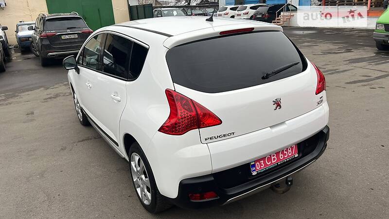 Універсал Peugeot 3008 2013 в Луцьку