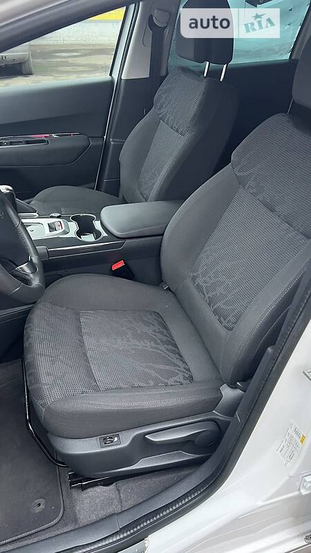 Універсал Peugeot 3008 2013 в Луцьку