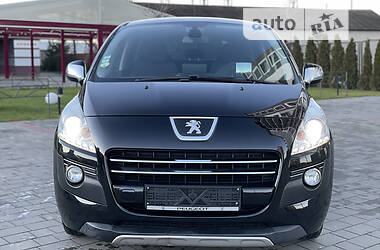 Внедорожник / Кроссовер Peugeot 3008 2013 в 
