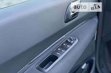 Внедорожник / Кроссовер Peugeot 3008 2013 в 