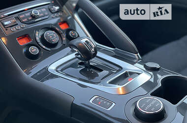 Внедорожник / Кроссовер Peugeot 3008 2013 в 