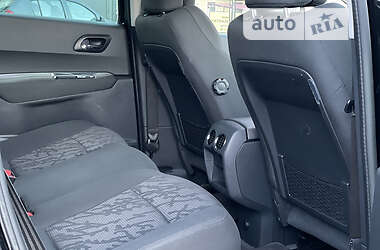 Внедорожник / Кроссовер Peugeot 3008 2013 в 