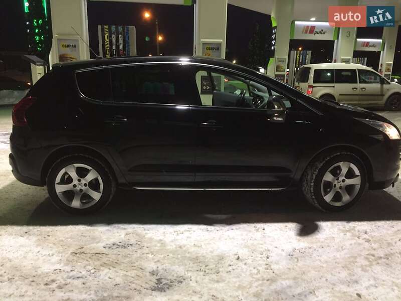 Позашляховик / Кросовер Peugeot 3008 2010 в Львові