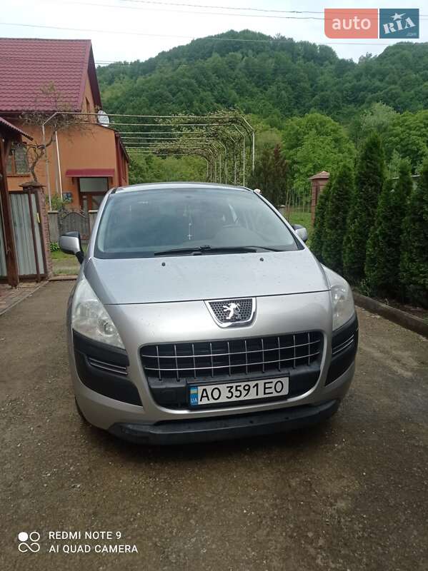 Внедорожник / Кроссовер Peugeot 3008 2009 в Тячеве