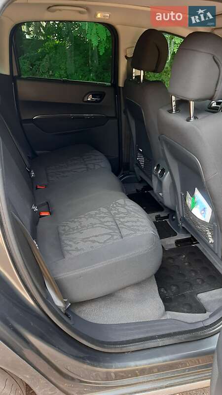 Внедорожник / Кроссовер Peugeot 3008 2011 в Коростене