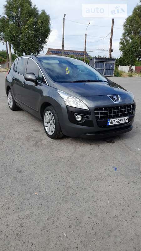 Позашляховик / Кросовер Peugeot 3008 2010 в Запоріжжі