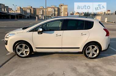 Позашляховик / Кросовер Peugeot 3008 2011 в Києві