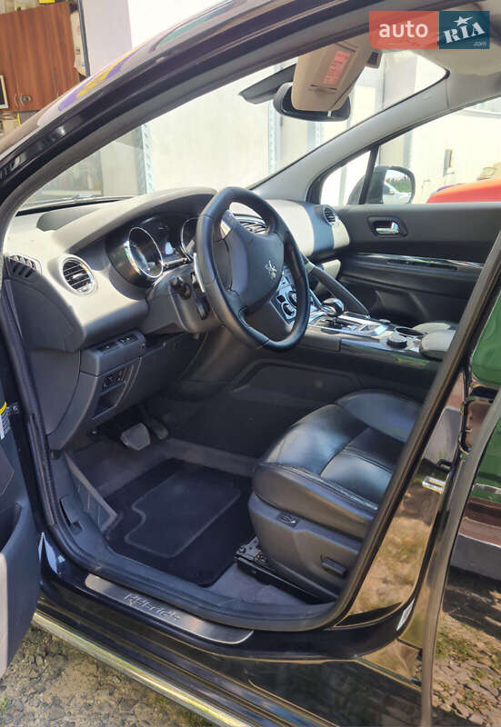 Позашляховик / Кросовер Peugeot 3008 2012 в Луцьку