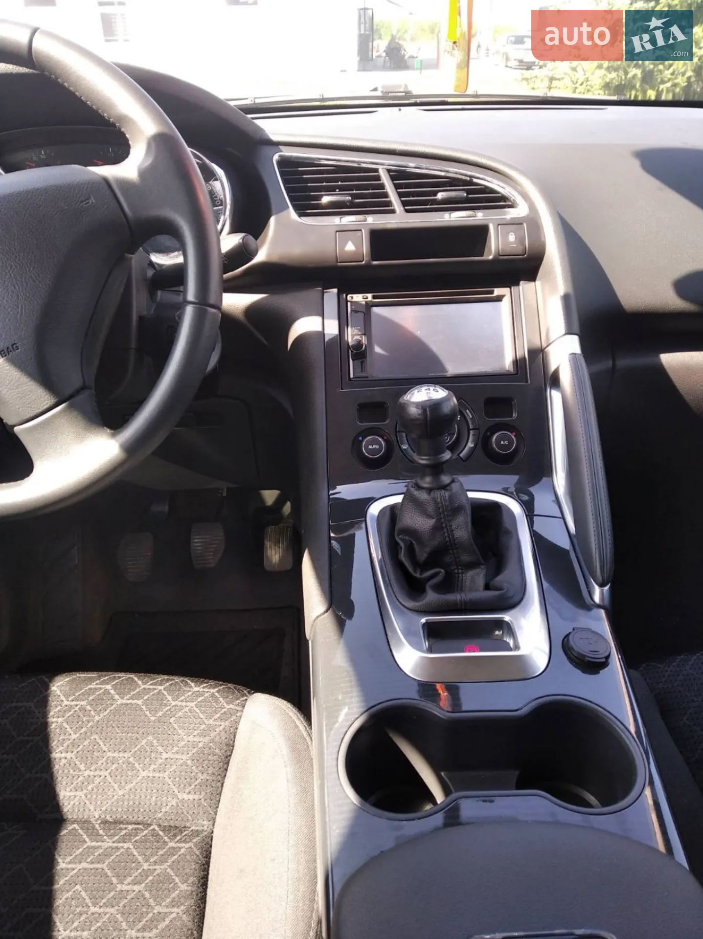 2013 Peugeot 3008 - мініатюра 25