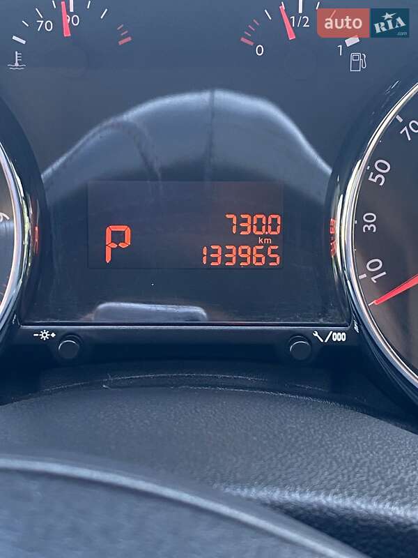 Внедорожник / Кроссовер Peugeot 3008 2012 в Кривом Роге