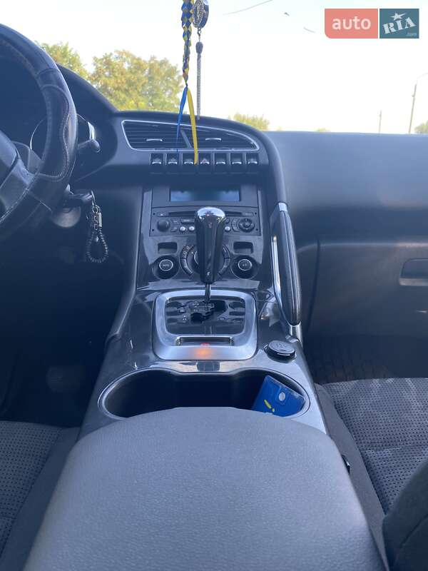 Внедорожник / Кроссовер Peugeot 3008 2012 в Кривом Роге