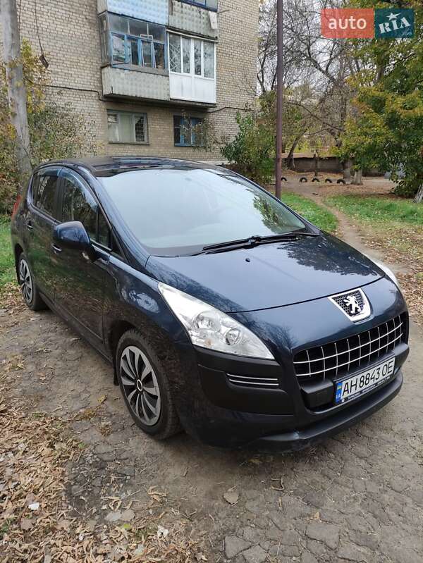 Позашляховик / Кросовер Peugeot 3008 2011 в Краматорську