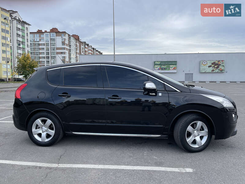 Позашляховик / Кросовер Peugeot 3008 2013 в Івано-Франківську