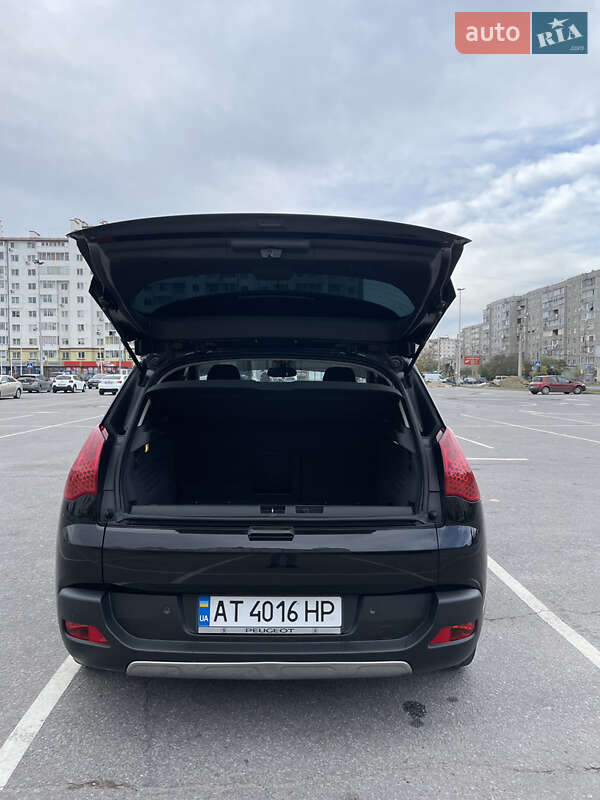 Позашляховик / Кросовер Peugeot 3008 2013 в Івано-Франківську