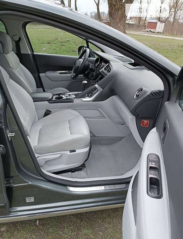 Внедорожник / Кроссовер Peugeot 3008 2010 в Мукачево