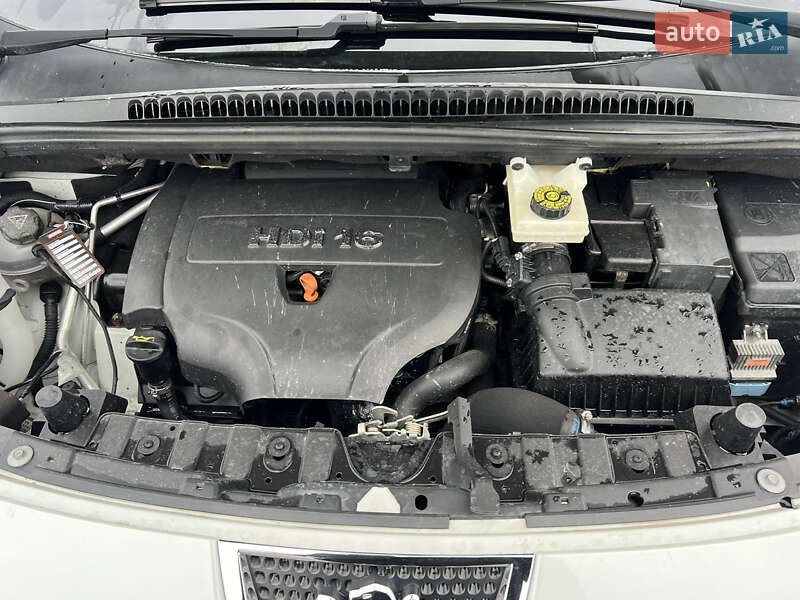 Позашляховик / Кросовер Peugeot 3008 2010 в Миколаєві