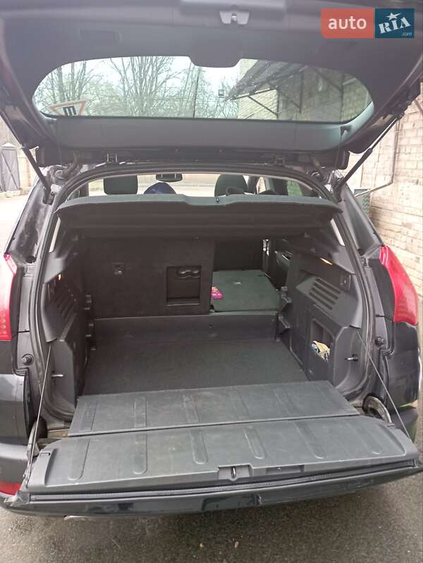 Внедорожник / Кроссовер Peugeot 3008 2009 в Луцке