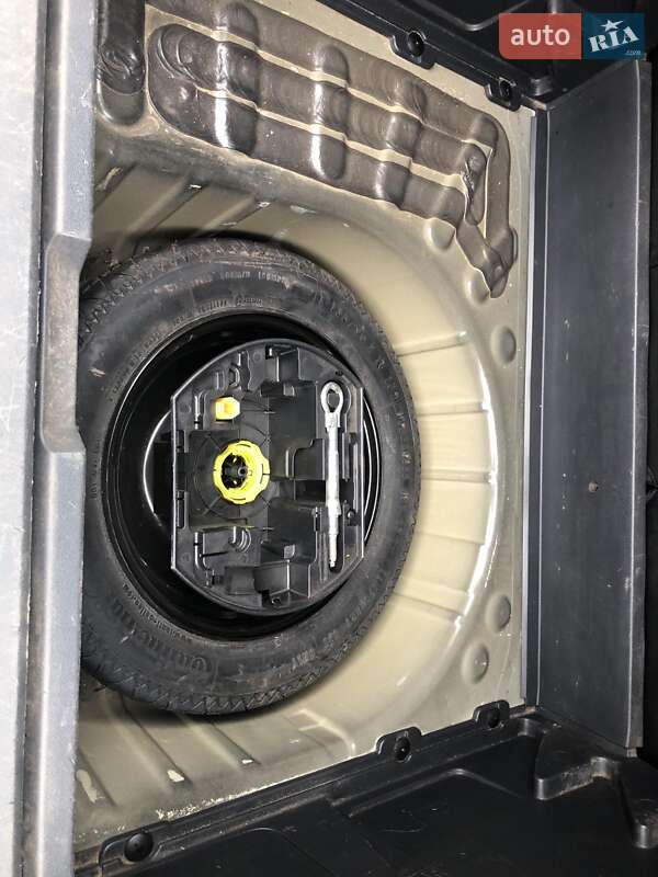 Внедорожник / Кроссовер Peugeot 3008 2010 в Кривом Роге