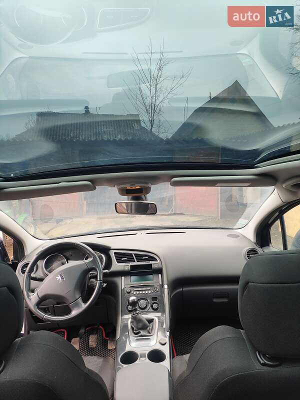 Позашляховик / Кросовер Peugeot 3008 2009 в Іллінцях