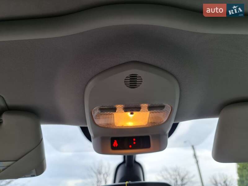 Внедорожник / Кроссовер Peugeot 3008 2012 в Луцке