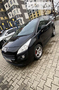 Позашляховик / Кросовер Peugeot 3008 2012 в Івано-Франківську