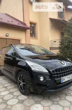 Позашляховик / Кросовер Peugeot 3008 2013 в Дрогобичі