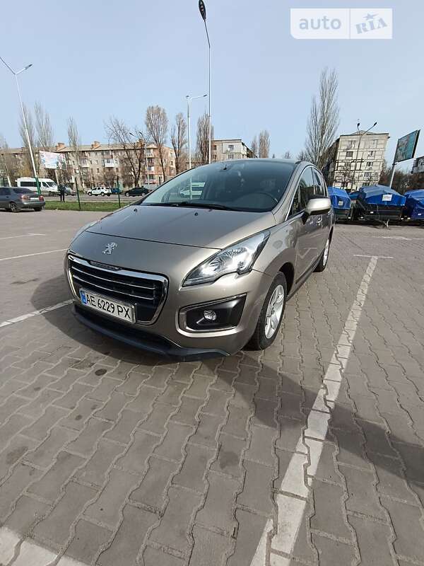 Внедорожник / Кроссовер Peugeot 3008 2016 в Павлограде