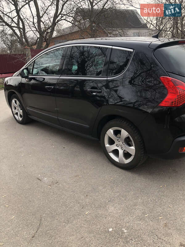 Внедорожник / Кроссовер Peugeot 3008 2009 в Калиновке