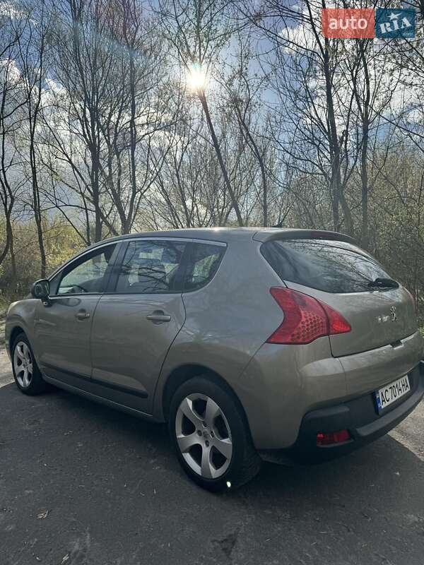 Внедорожник / Кроссовер Peugeot 3008 2011 в Луцке фото 6 Внедорожник / Кроссовер Peugeot 3008 2011 в Луцке