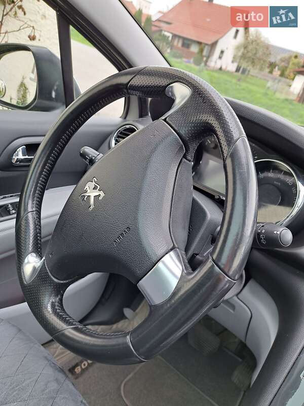 Внедорожник / Кроссовер Peugeot 3008 2014 в Иршаве