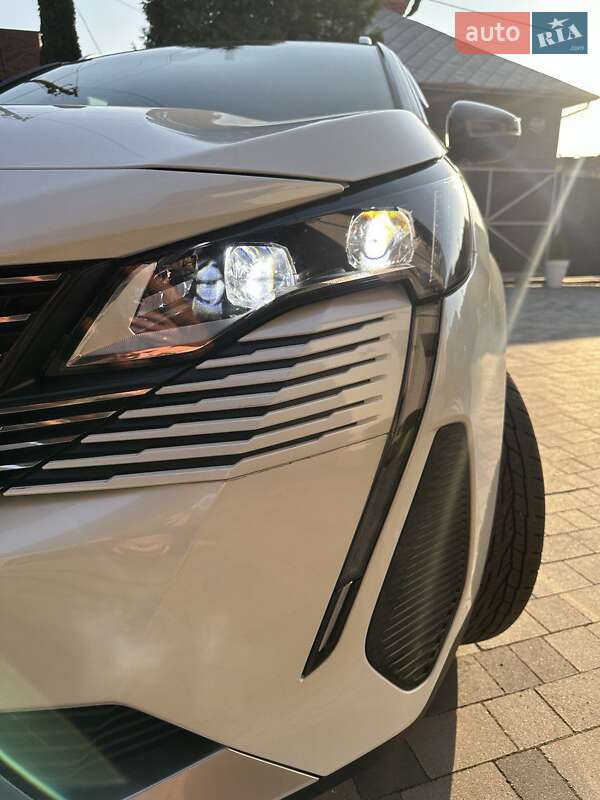 Позашляховик / Кросовер Peugeot 3008 2021 в Києві