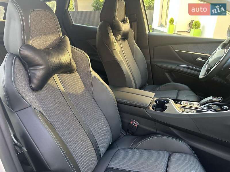 Позашляховик / Кросовер Peugeot 3008 2021 в Києві