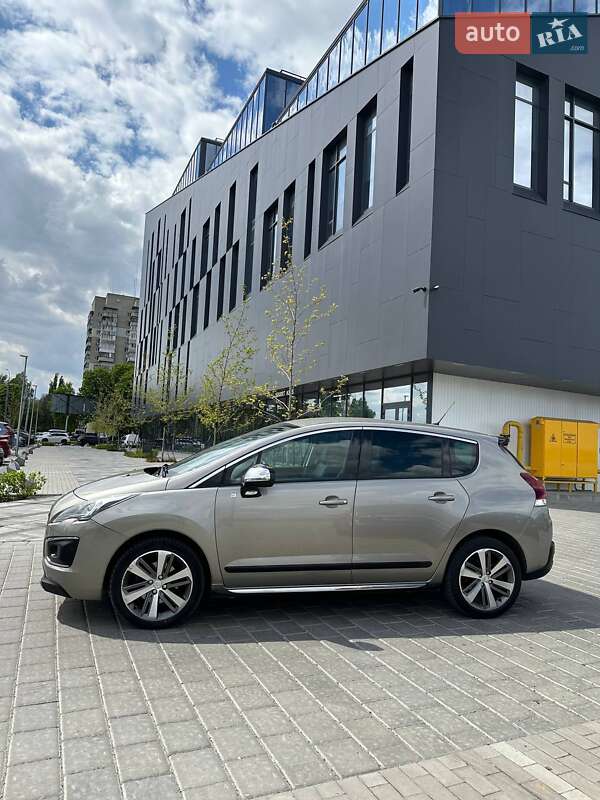 Внедорожник / Кроссовер Peugeot 3008 2014 в Ровно