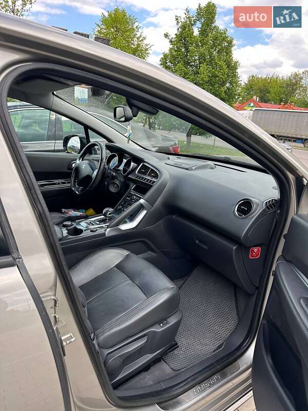 Внедорожник / Кроссовер Peugeot 3008 2014 в Ровно