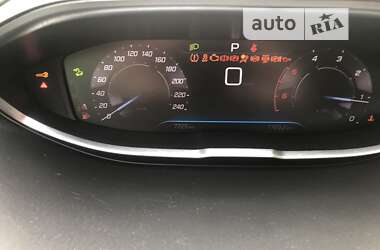 Позашляховик / Кросовер Peugeot 3008 2023 в Рівному
