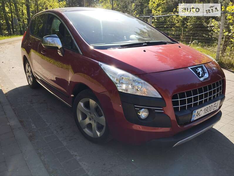 Внедорожник / Кроссовер Peugeot 3008 2010 в Львове