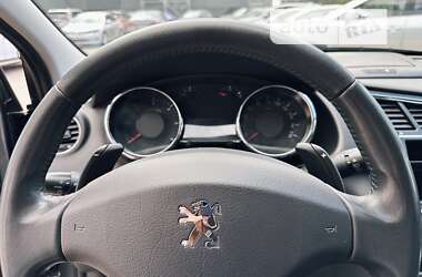 Внедорожник / Кроссовер Peugeot 3008 2013 в Киеве