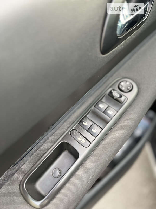 Внедорожник / Кроссовер Peugeot 3008 2011 в Львове