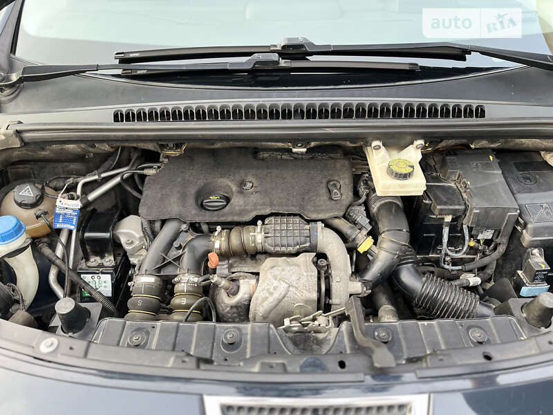 Внедорожник / Кроссовер Peugeot 3008 2011 в Львове