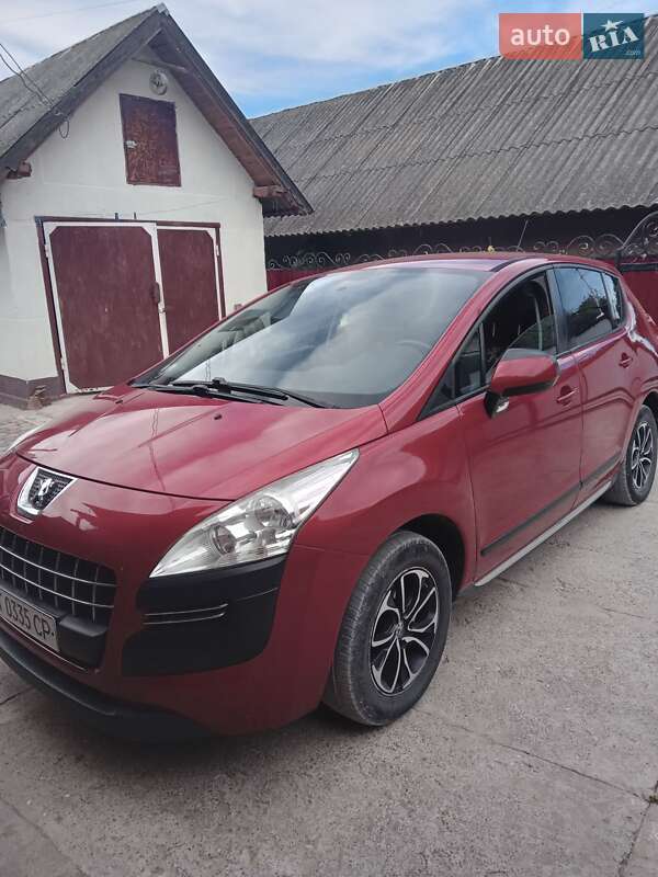 Внедорожник / Кроссовер Peugeot 3008 2012 в Тлумаче